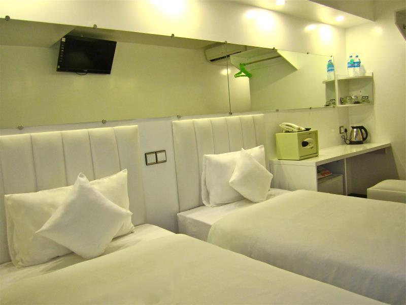 Clover City Center Hotel Rangum Exterior foto